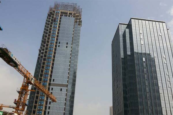 重庆国际金融中心（IFS）我司参与塔楼内装部份已进入最后收尾阶
