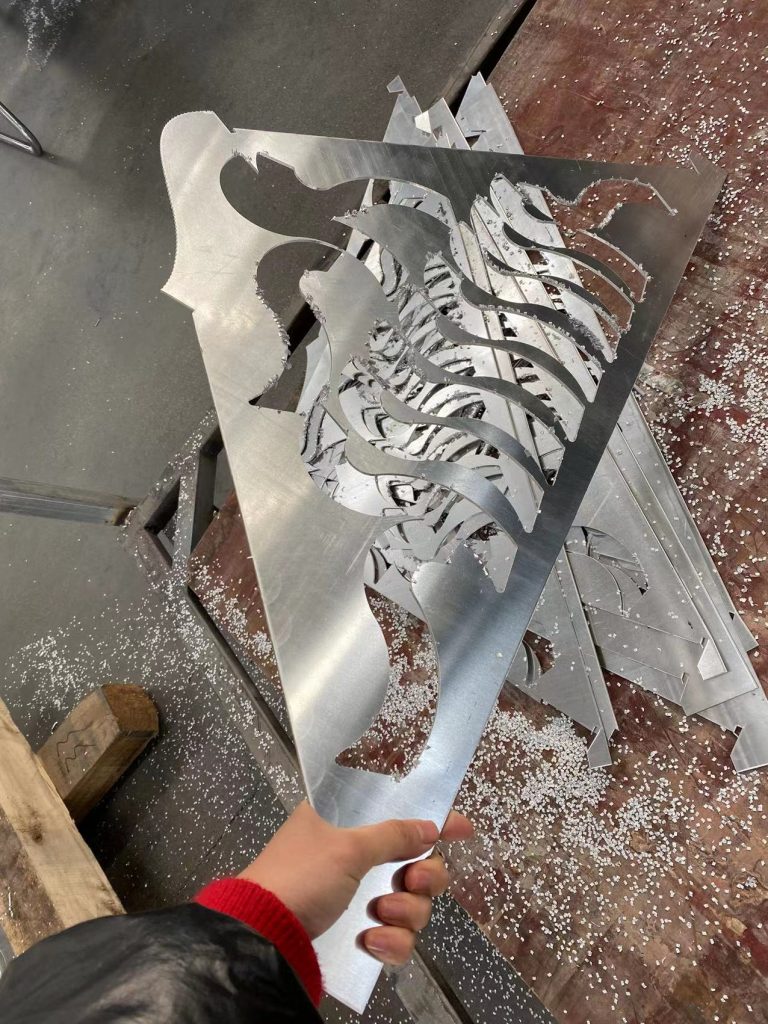 铝单板厂家大广铝业镂空铝单板个性化艺术引领空间装饰新风格 