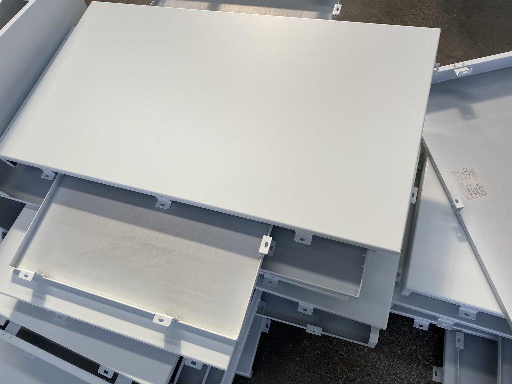 铝单板厂家告诉你正确选购铝单板的八大技巧