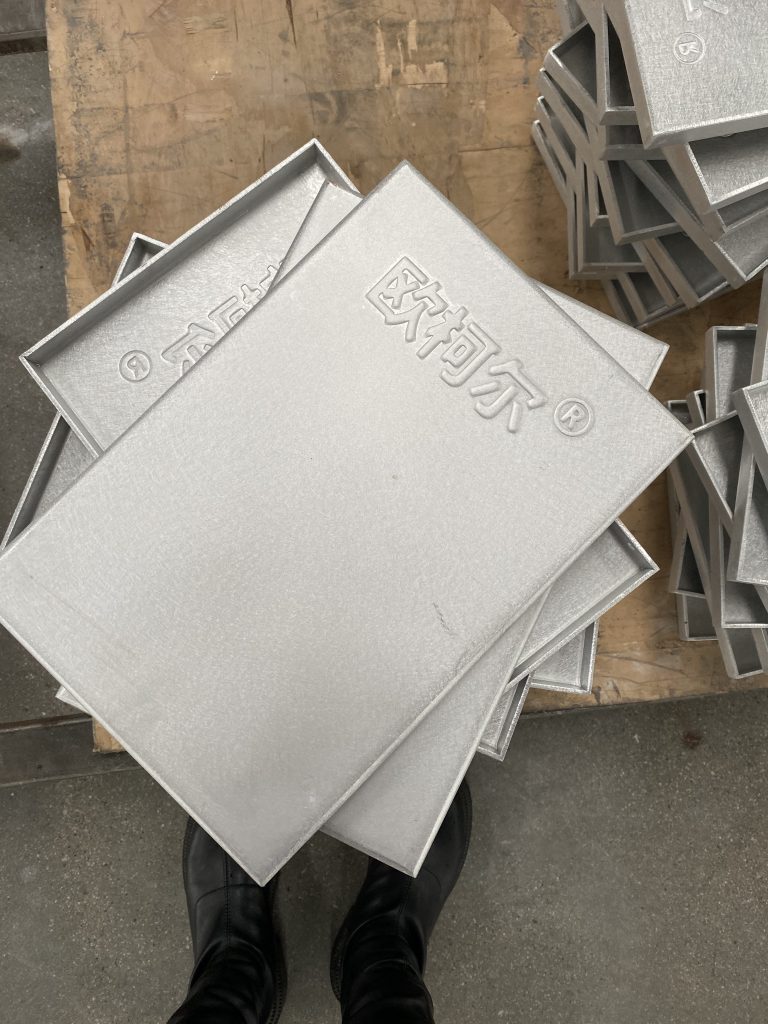 铝单板厂家阐述铝单板在建筑装饰材料中的主要特点