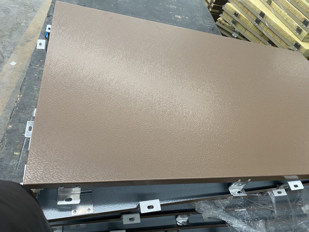 铝单板厂家浅析氟碳铝单板对外墙的好处 